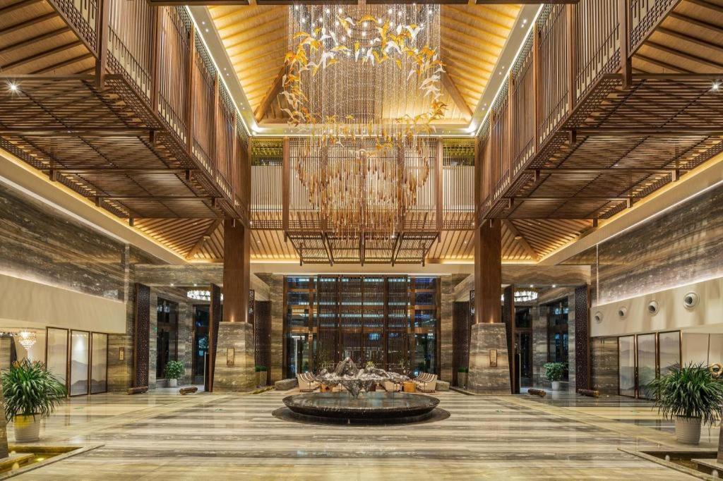 Dali Hotel Экстерьер фото