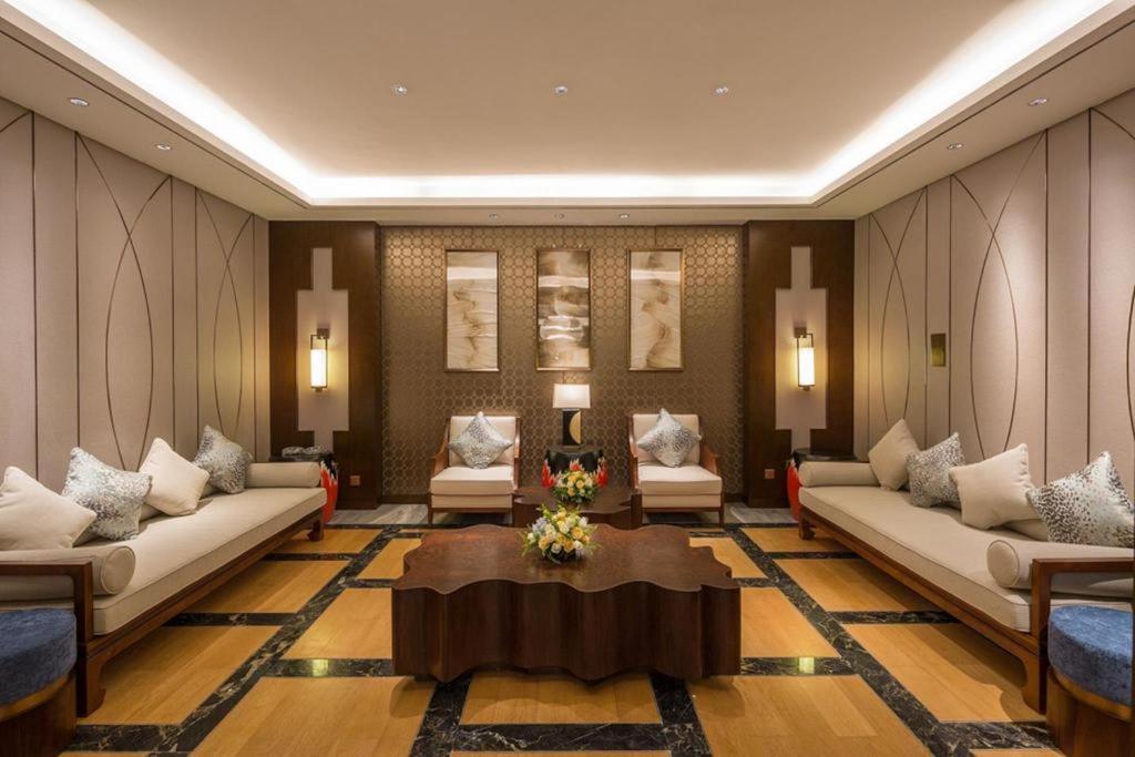 Dali Hotel Экстерьер фото